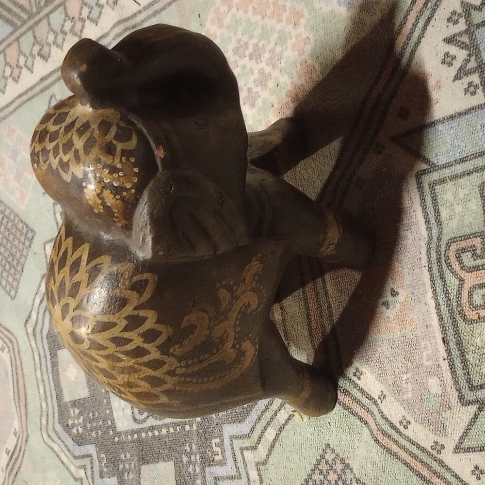 Elephant decor - Picture 3 of 4